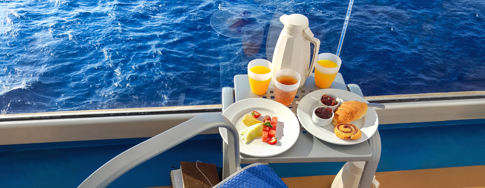 Frühstück auf dem Kreuzfahrtschiff